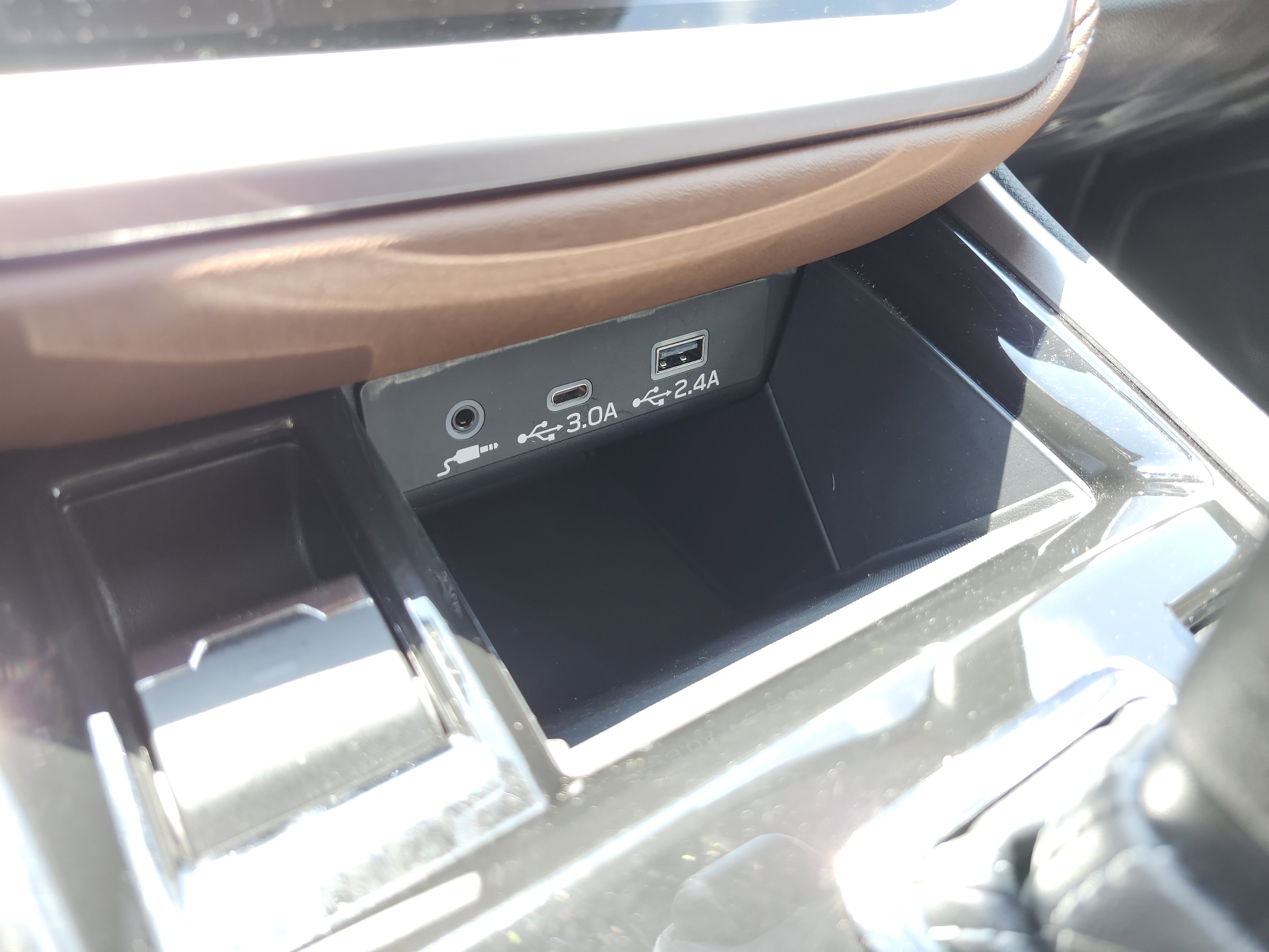 Used 2025 Subaru Outback Touring AWD/4WD image 10