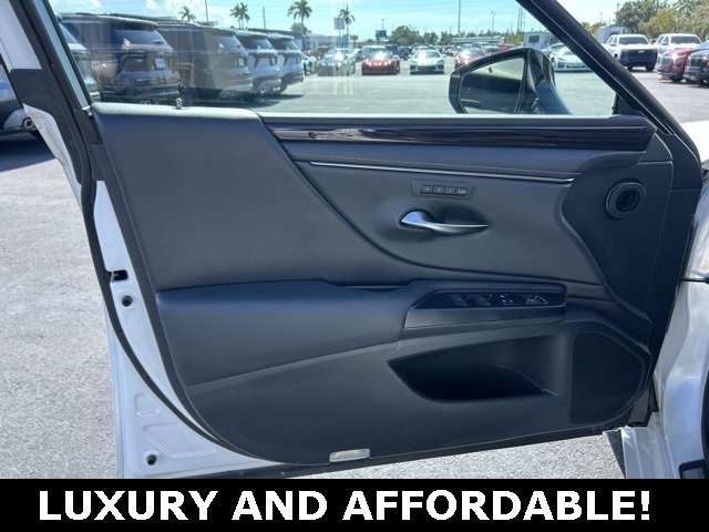 Used 2021 Lexus ES 350 w/ Premium Package image 12