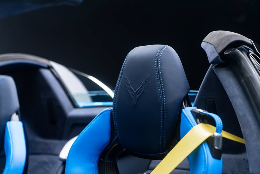 Used 2025 Chevrolet Corvette Z06 RWD image 29
