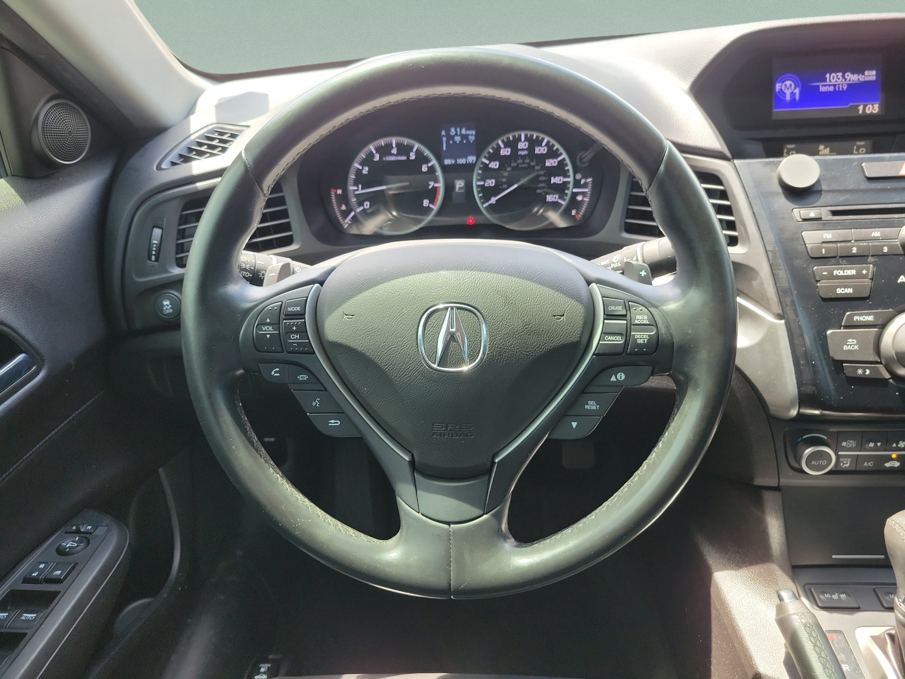 Used 2017 Acura ILX FWD image 12