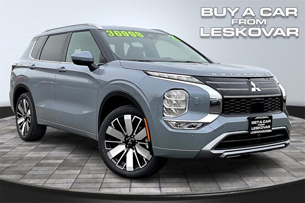 New 2025 Mitsubishi Outlander SEL