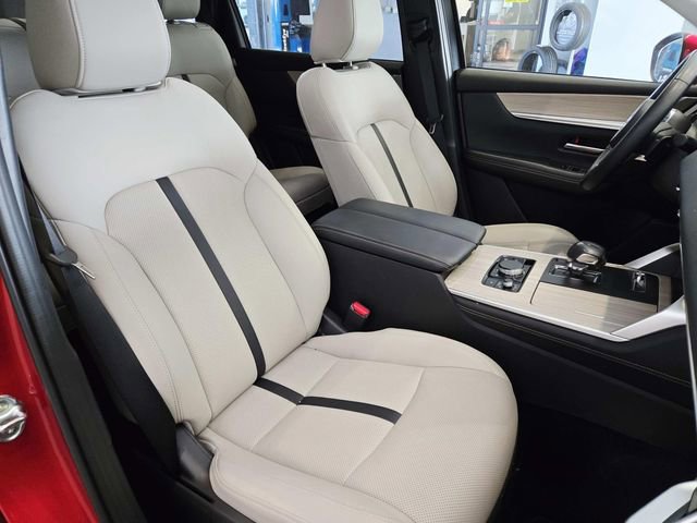 Certified 2025 MAZDA CX-90 3.3 Turbo w/ Preferred Package image 15