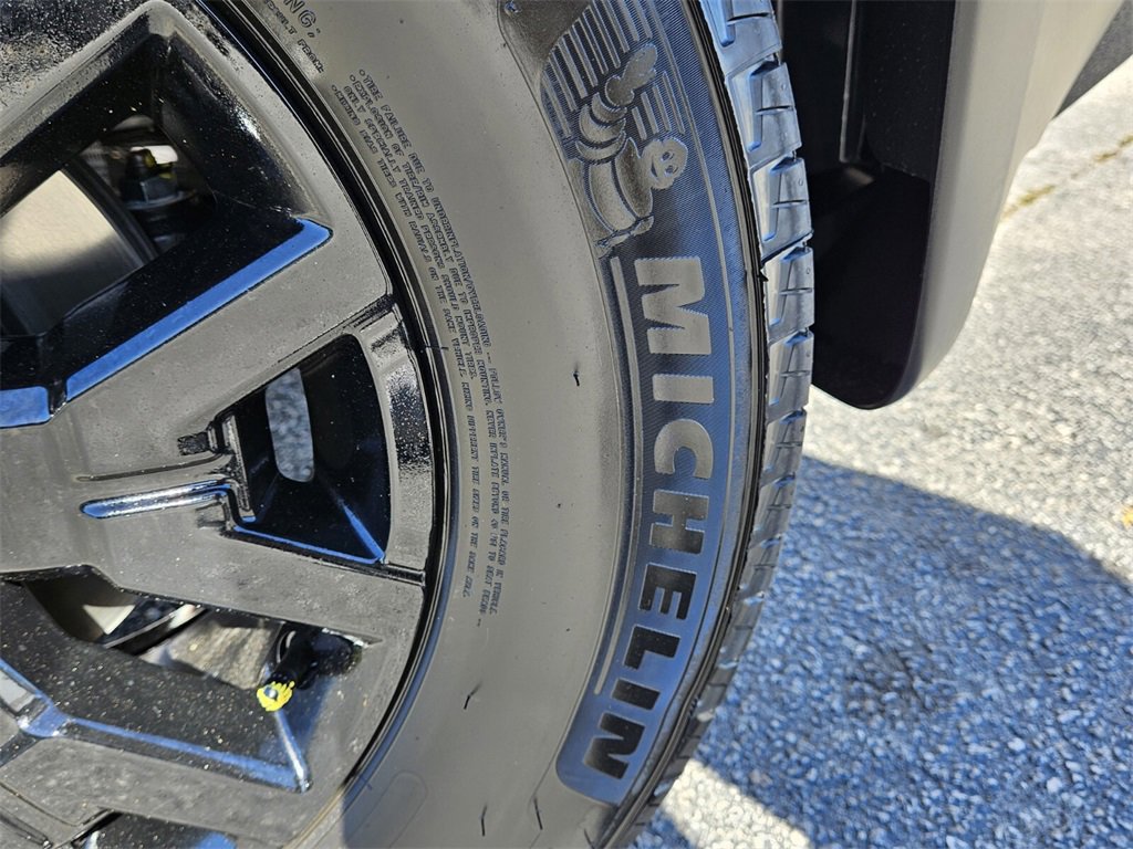 New 2026 Nissan Frontier SV image 15