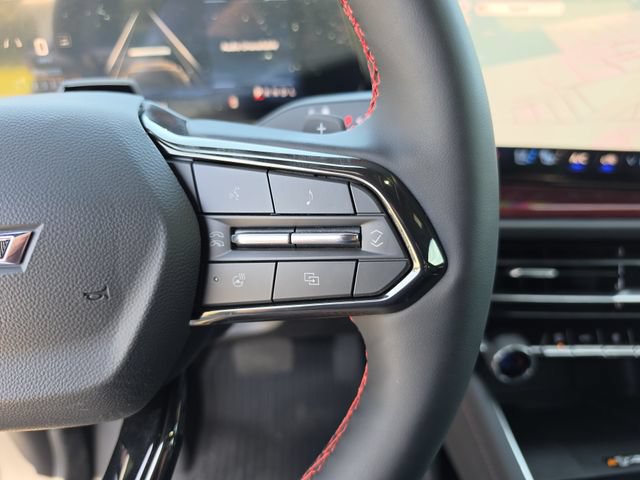 New 2026 Chevrolet Traverse RS w/ LPO, Floor Liner Package FWD image 35