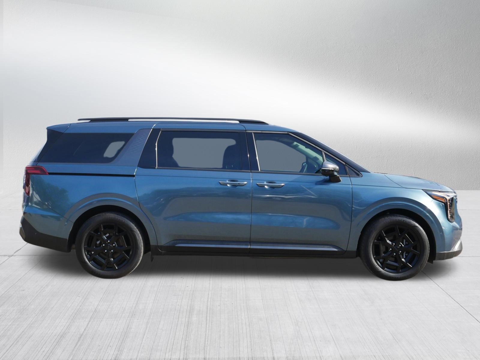 Certified 2025 Kia Carnival SX Prestige FWD image 8