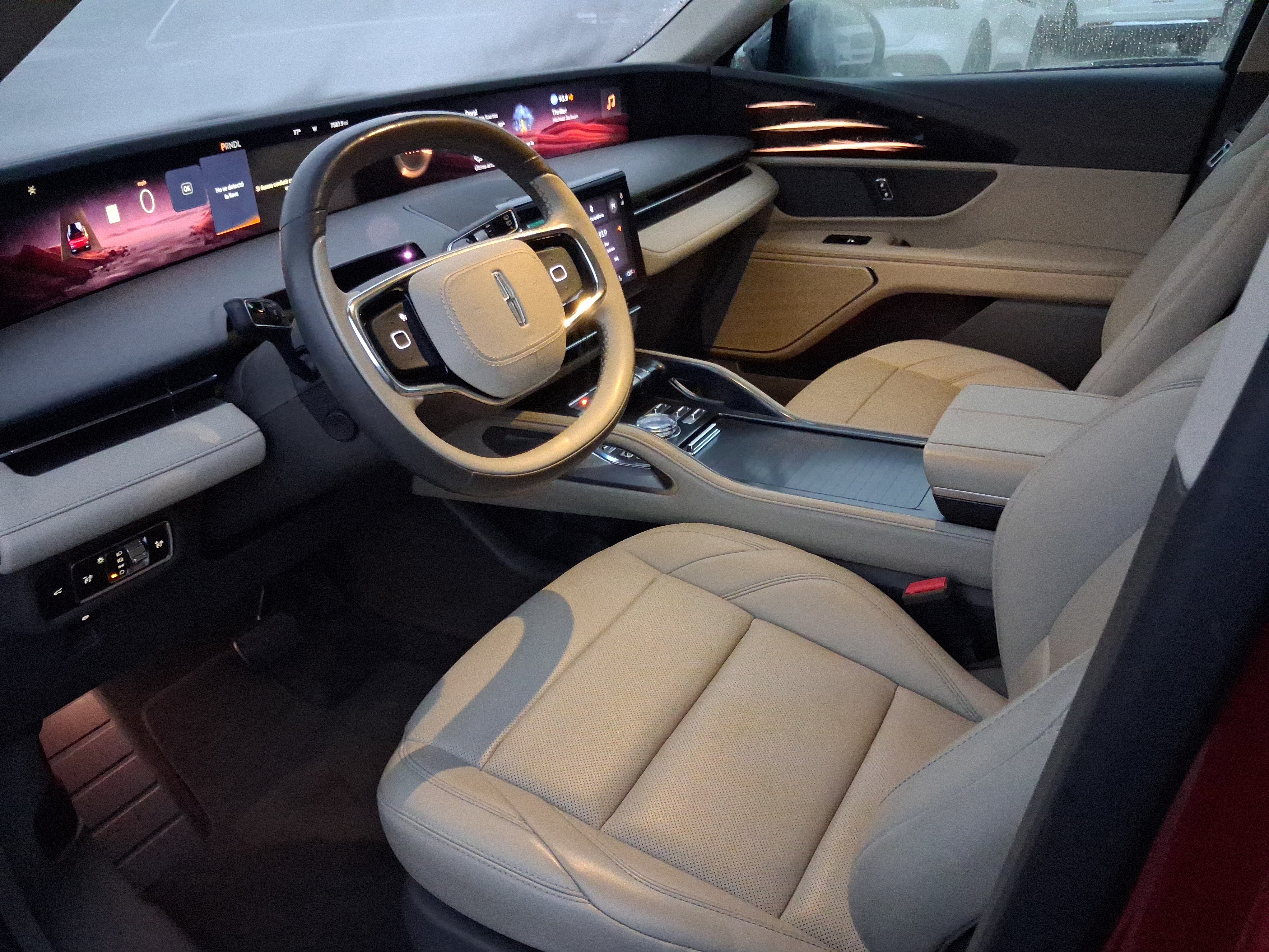 Certified 2024 Lincoln Nautilus Premier AWD/4WD image 11