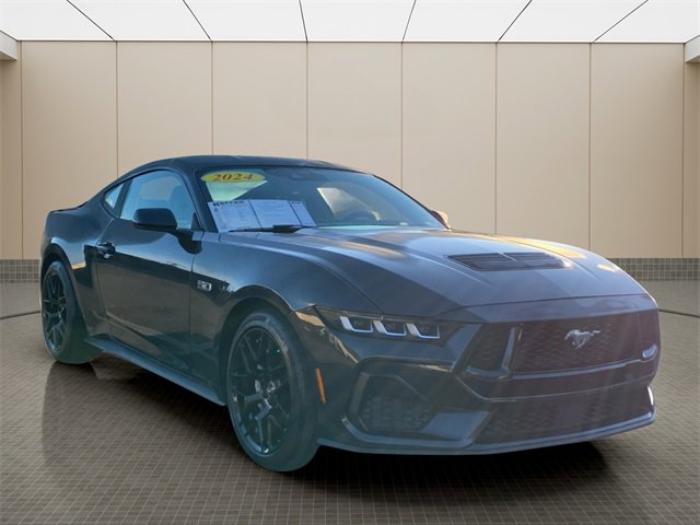 Used 2024 Ford Mustang GT Premium image 7
