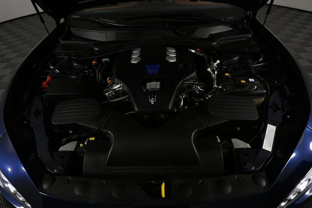 Used 2022 Maserati Ghibli Modena RWD image 31