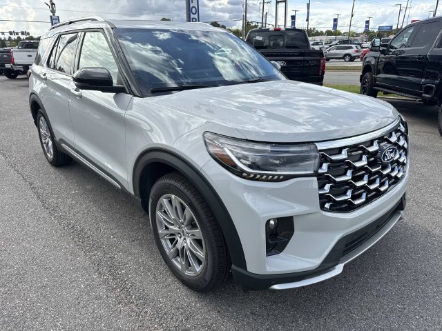 New 2027 Ford Explorer Platinum RWD image 3