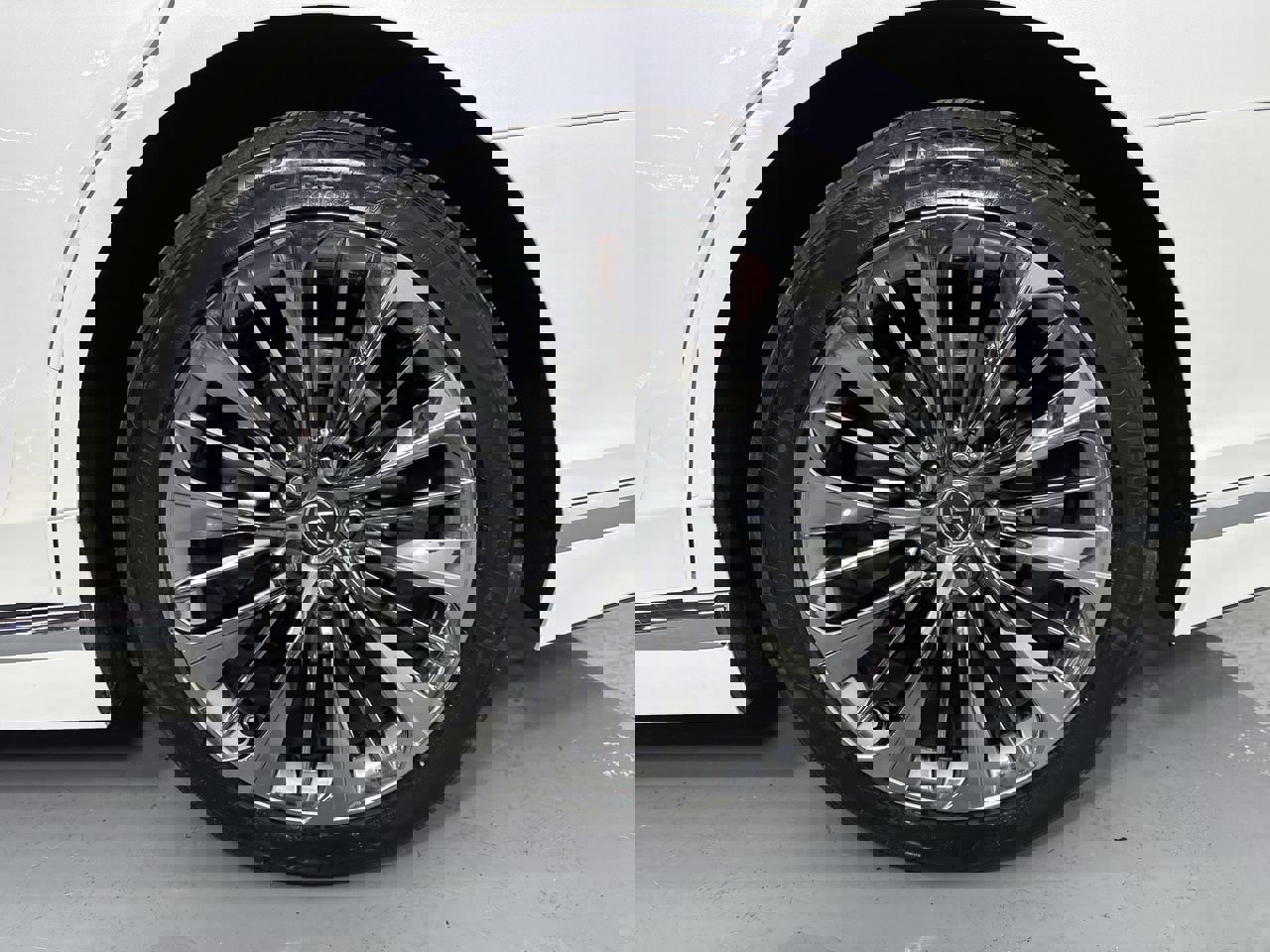 Used 2021 Lexus LS 500 AWD w/ Interior Upgrade Package image 8