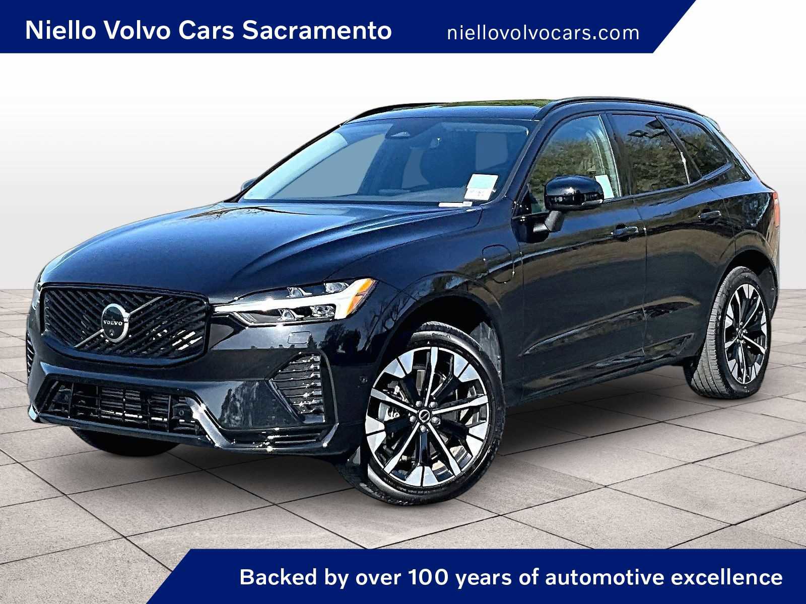 Used 2026 Volvo XC60 T8 Plus w/ Climate Package