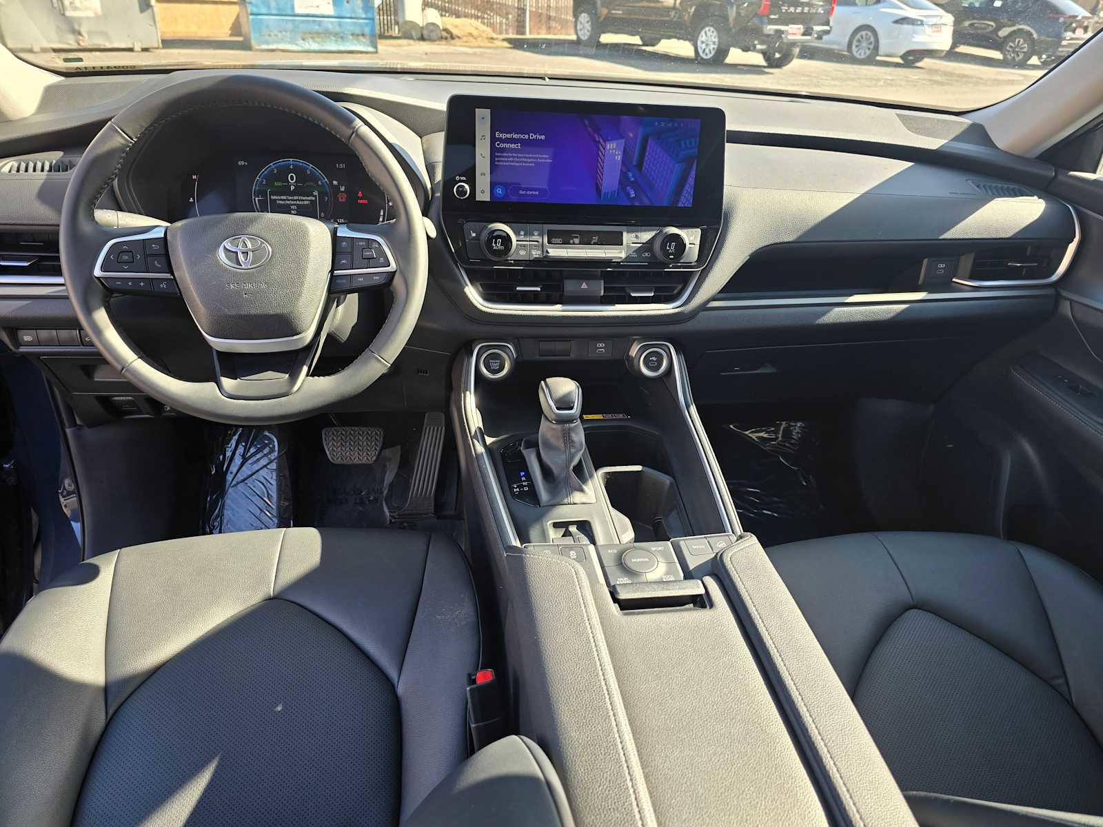 Used 2025 Toyota Grand Highlander AWD image 22