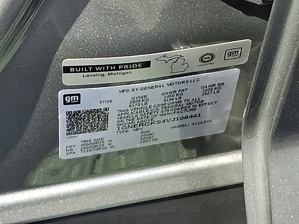 New 2027 Chevrolet Traverse LT w/ Sun and Wheel Package FWD image 10
