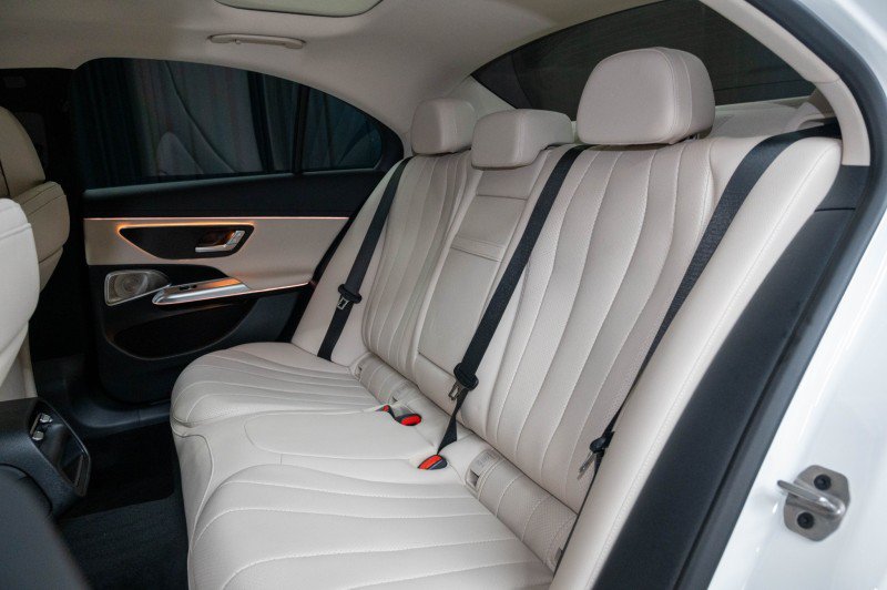 New 2027 Mercedes-Benz E 350 Sedan image 13