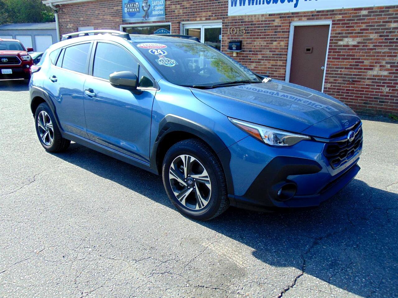 Used 2024 Subaru Crosstrek 2.0i Premium image 3