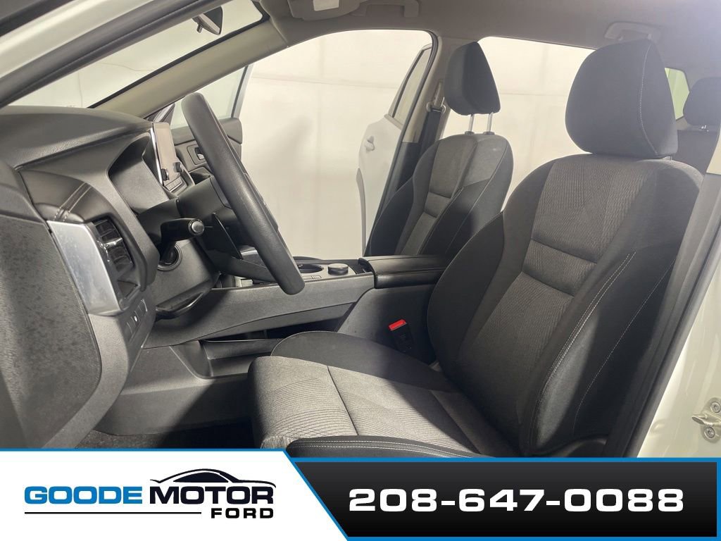 Used 2024 Nissan Rogue SV AWD/4WD image 10