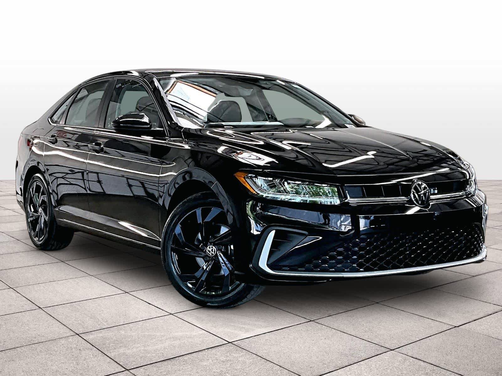 New 2026 Volkswagen Jetta SE FWD image 2