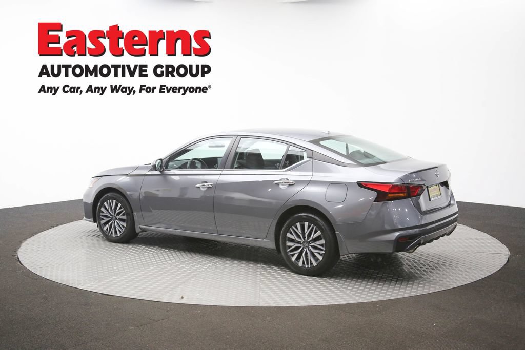 Used 2024 Nissan Altima 2.5 SV w/ SV Premium Package AWD/4WD image 59