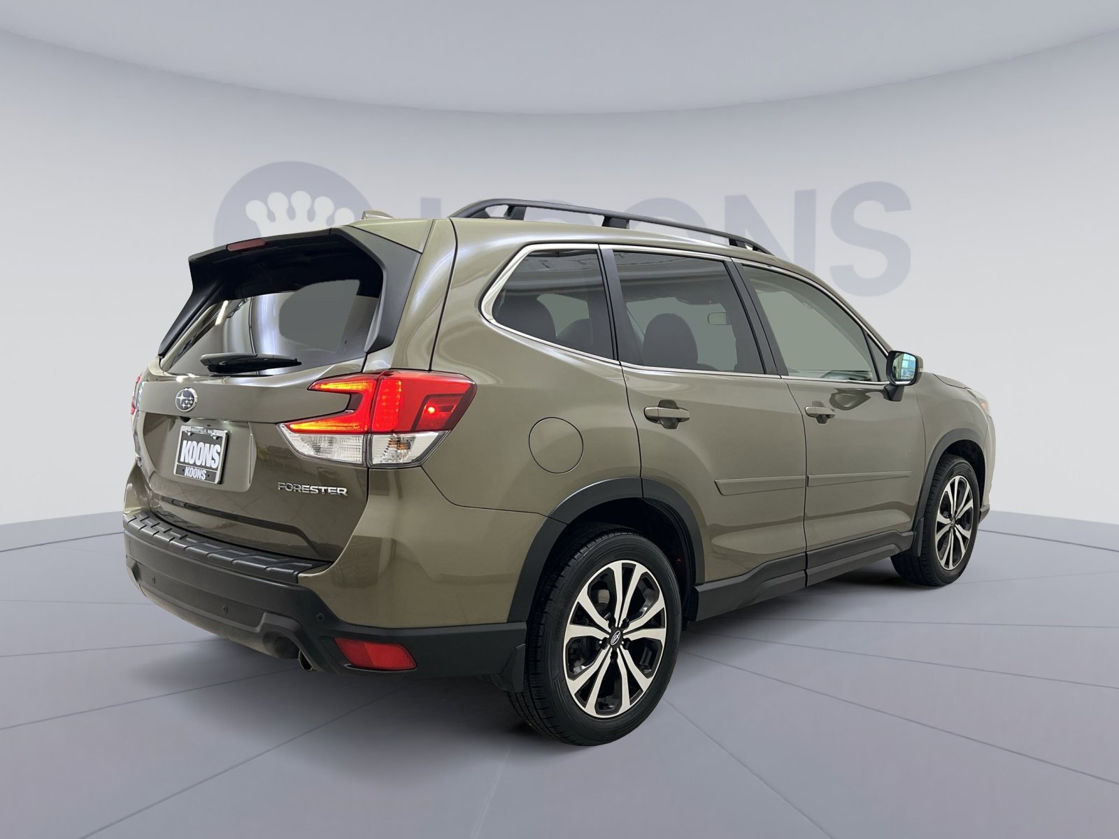 Used 2022 Subaru Forester Limited image 5