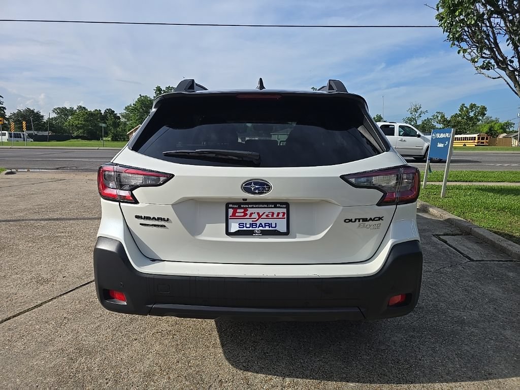 Used 2025 Subaru Outback Onyx Edition AWD/4WD image 20