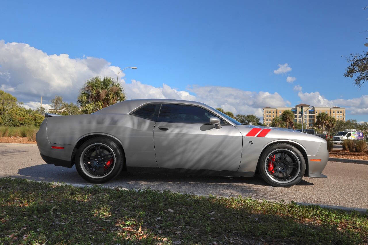 Used 2015 Dodge Challenger SRT Hellcat image 24
