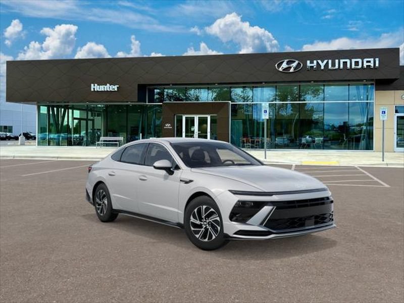 New 2026 Hyundai Sonata Blue FWD image 2