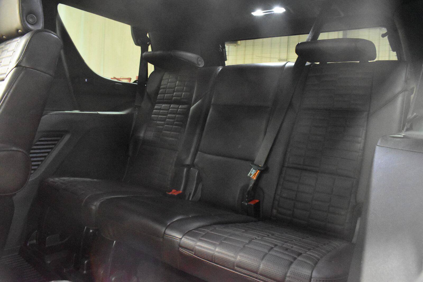 Used 2021 Cadillac Escalade Sport Platinum AWD/4WD image 5
