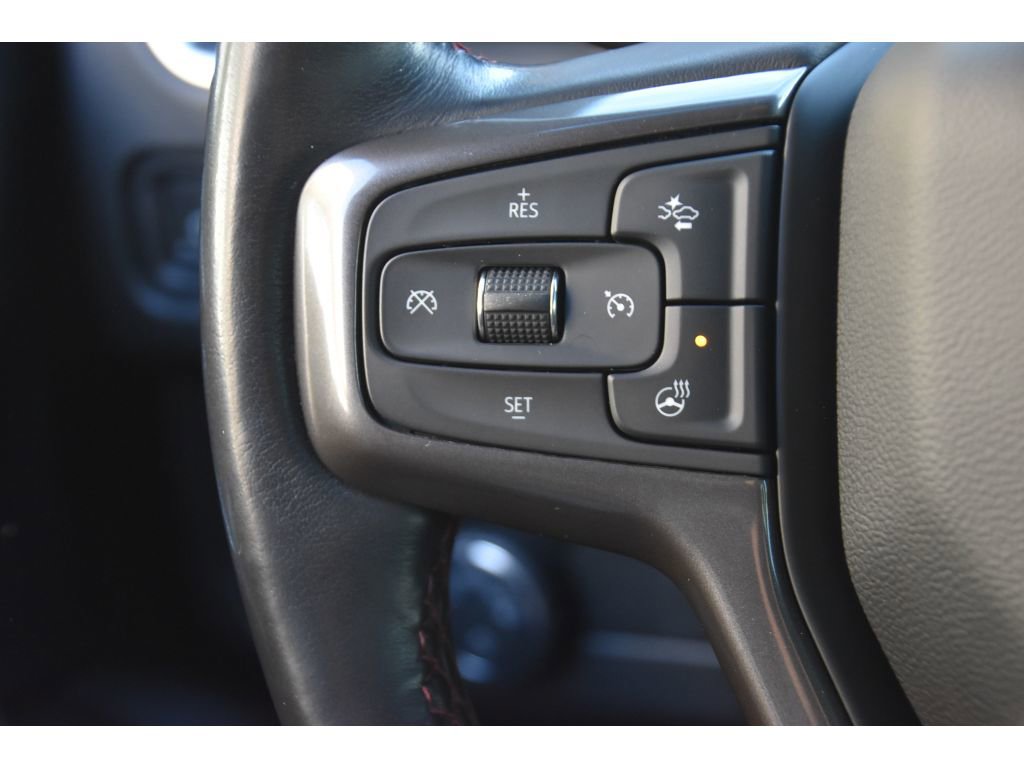 Used 2022 Chevrolet Suburban RST w/ Luxury Package image 35