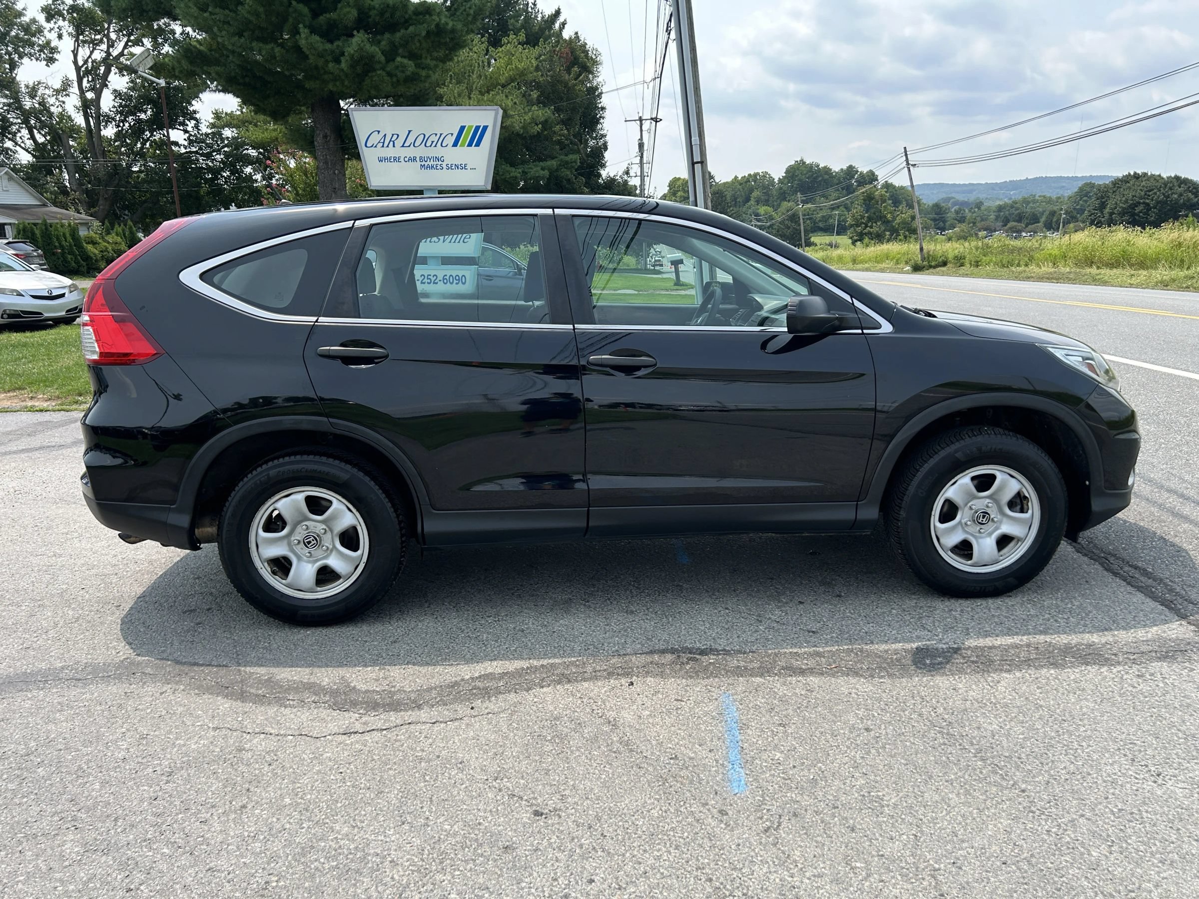 Used 2016 Honda CR-V LX image 10