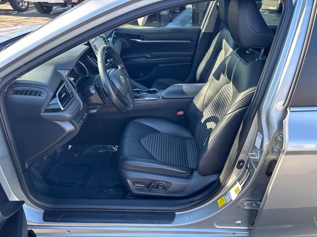 Used 2021 Toyota Camry SE image 10