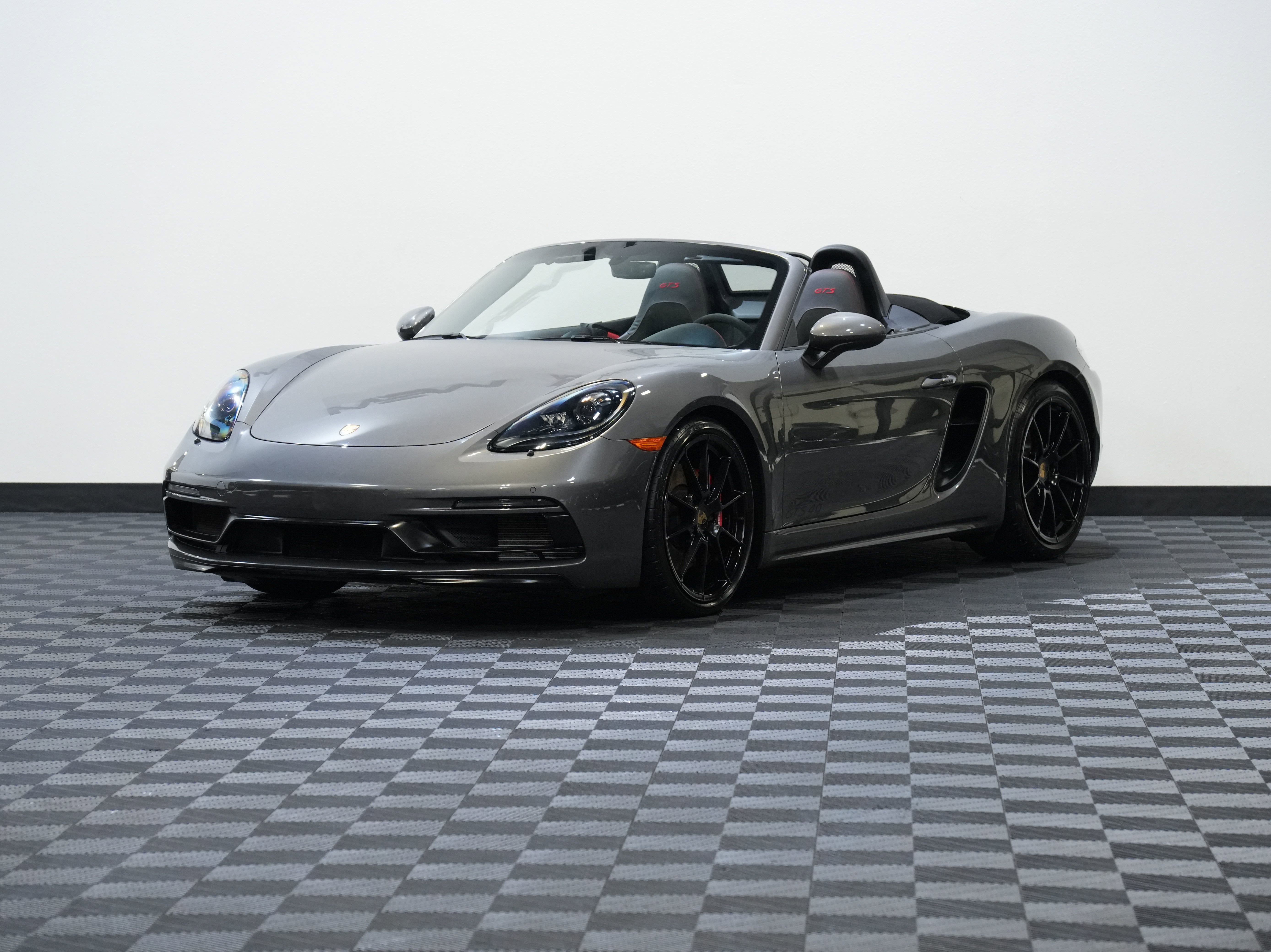 Used 2023 Porsche 718 Boxster GTS RWD image 4