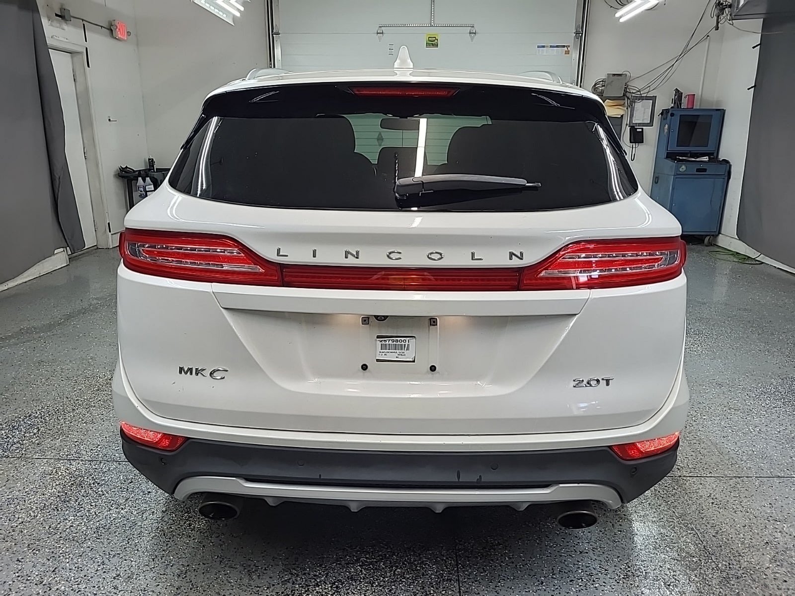 Used 2017 Lincoln MKC Reserve FWD image 4