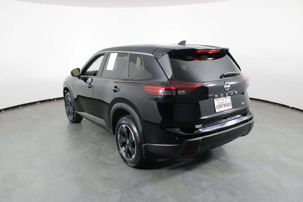 Certified 2024 Nissan Rogue SV FWD image 16