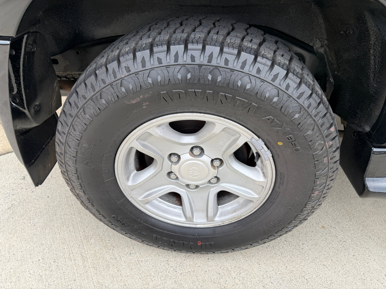 Used 2001 Toyota 4Runner SR5 image 10