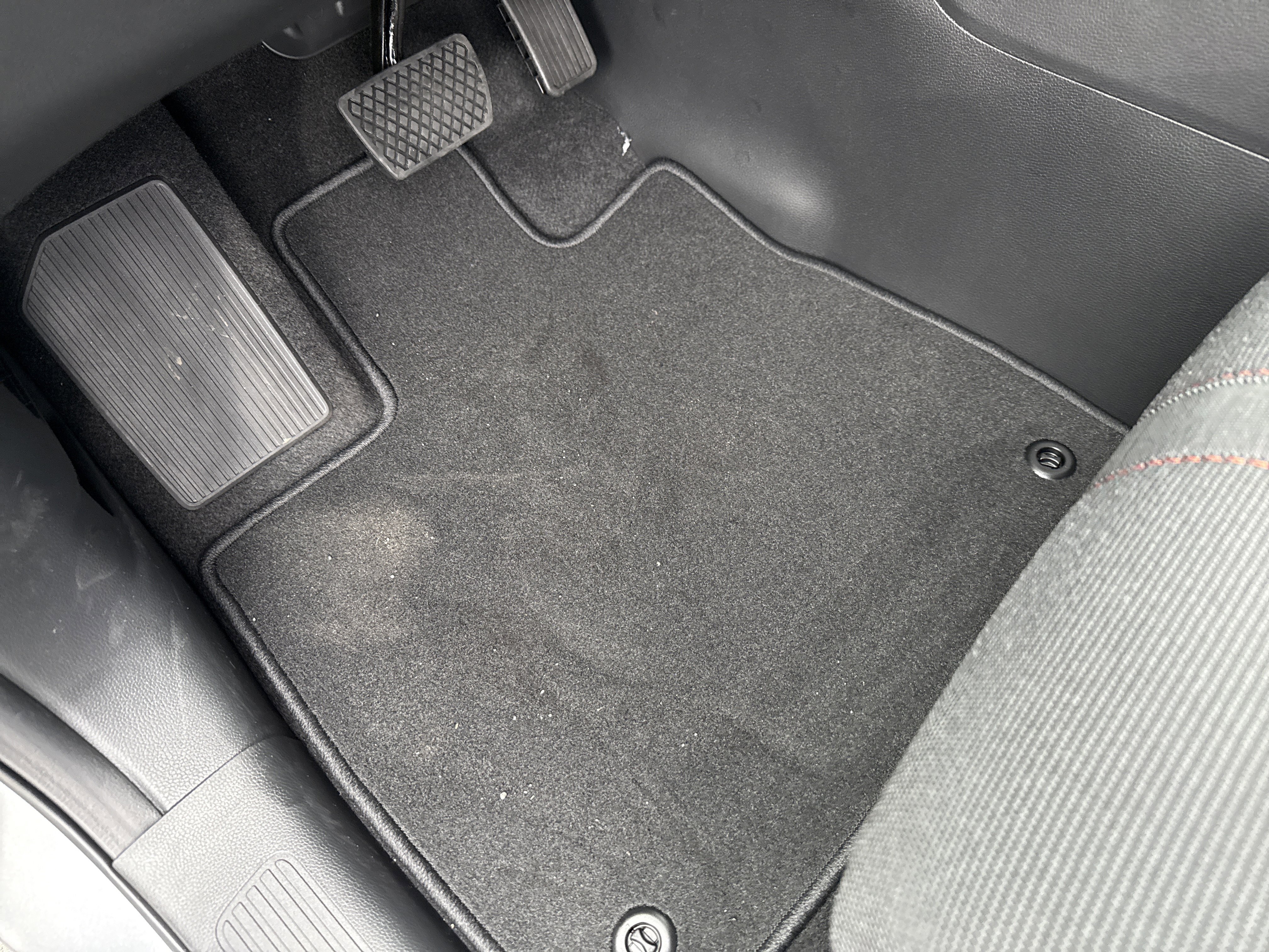 New 2026 Honda Pilot Sport image 15