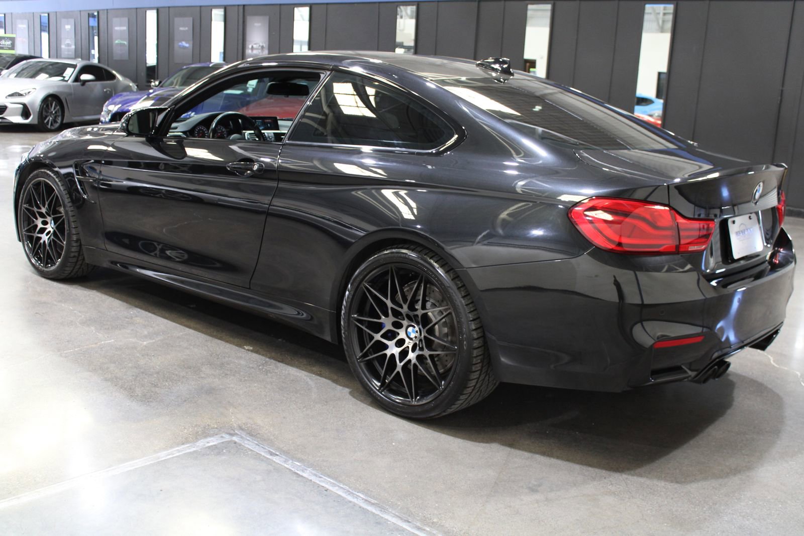 Used 2018 BMW M4 Coupe RWD image 10