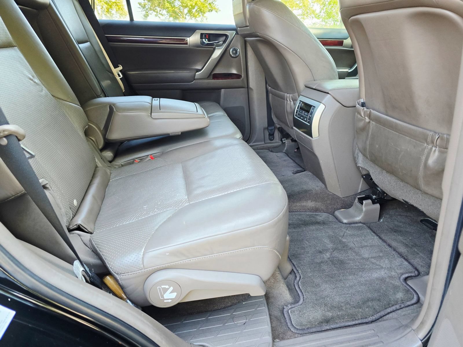 Used 2011 Lexus GX 460 Premium AWD/4WD image 34