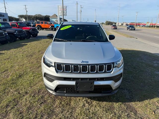 Certified 2024 Jeep Compass Sport AWD/4WD image 2