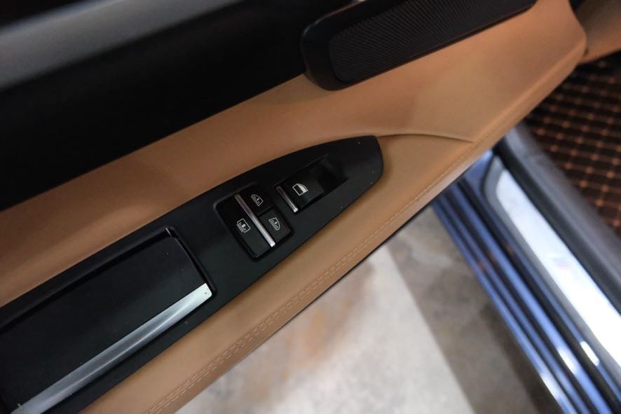 Used 2015 BMW 750Li xDrive AWD/4WD image 24