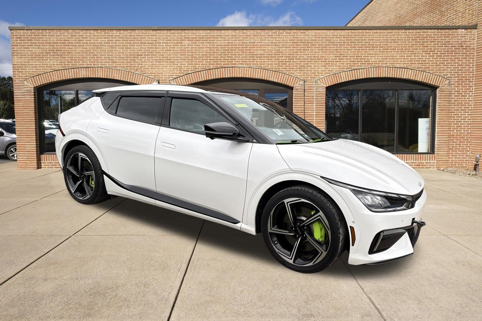 Used 2024 Kia EV6 GT image 1