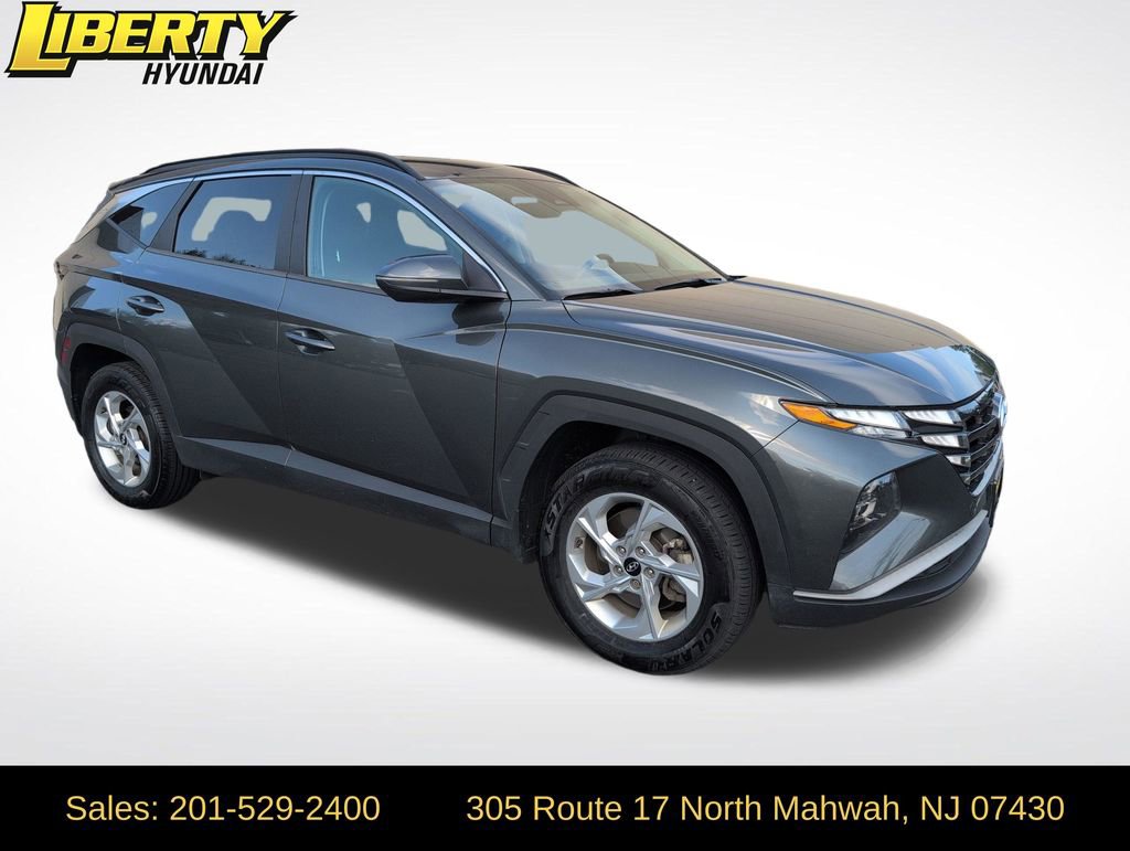 Certified 2022 Hyundai Tucson SEL w/ Winter Package AWD/4WD image 1