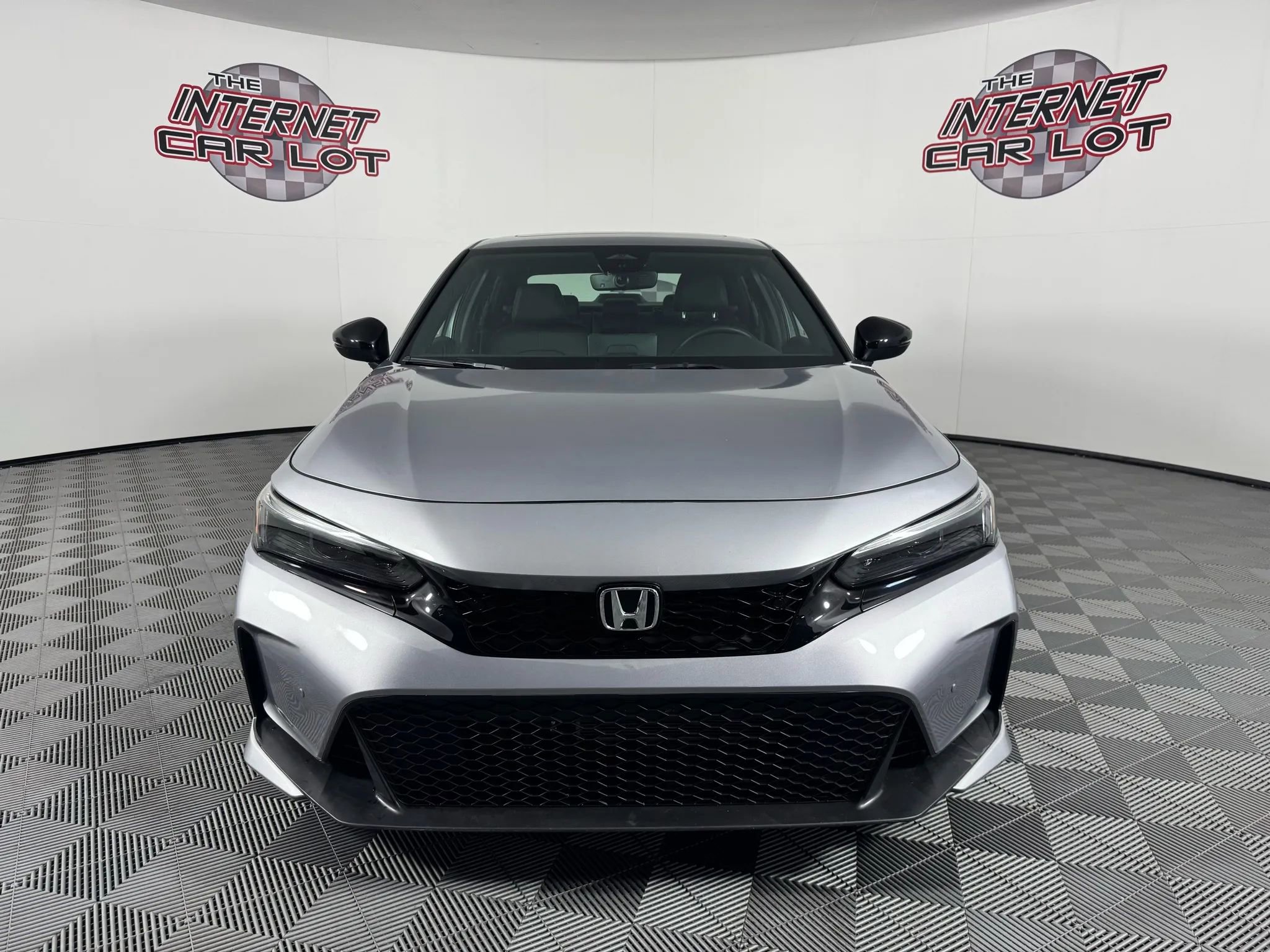 Used 2025 Honda Civic Sport Touring image 2