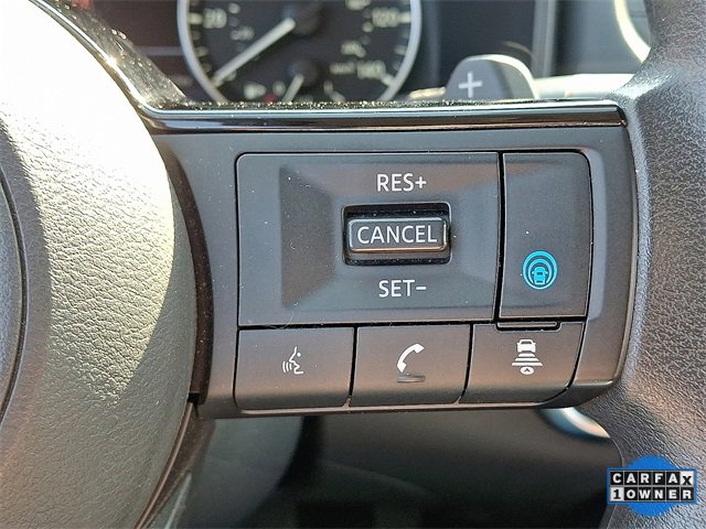 Used 2023 Nissan Rogue SV image 22