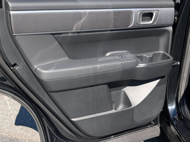 Used 2026 Hyundai Santa Fe SE FWD image 19
