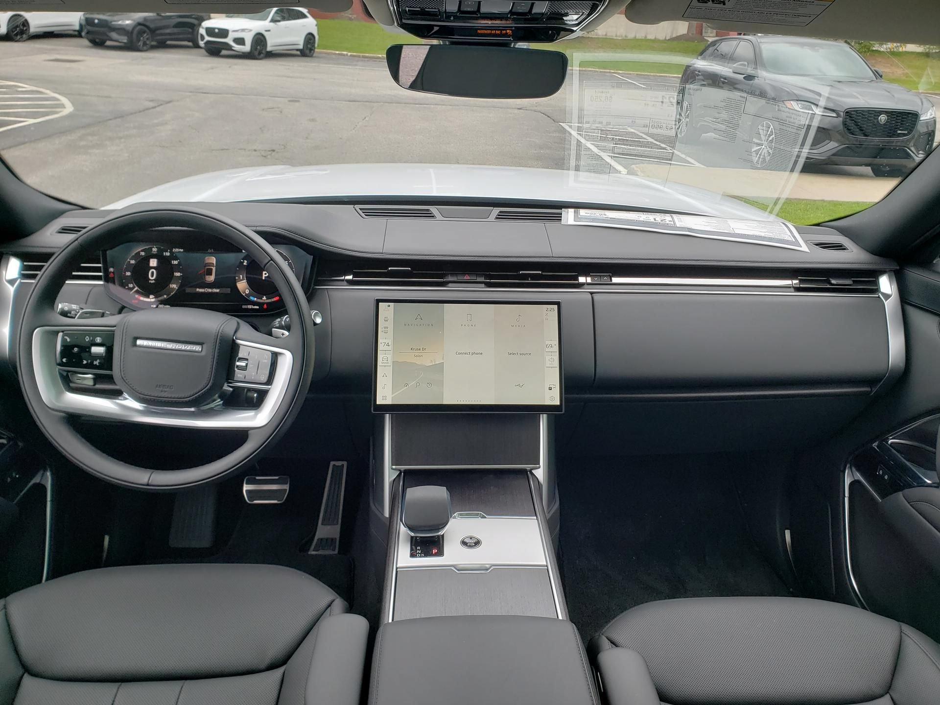 New 2026 Land Rover Range Rover SE AWD/4WD image 13