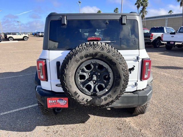 Used 2023 Ford Bronco Wildtrak image 5