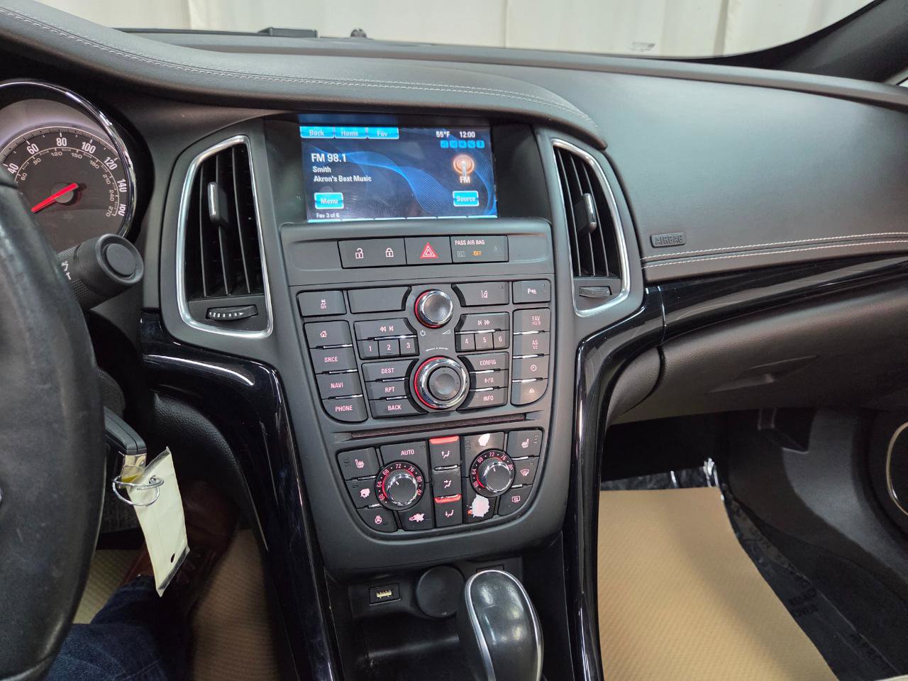 Used 2018 Buick Cascada Premium image 22