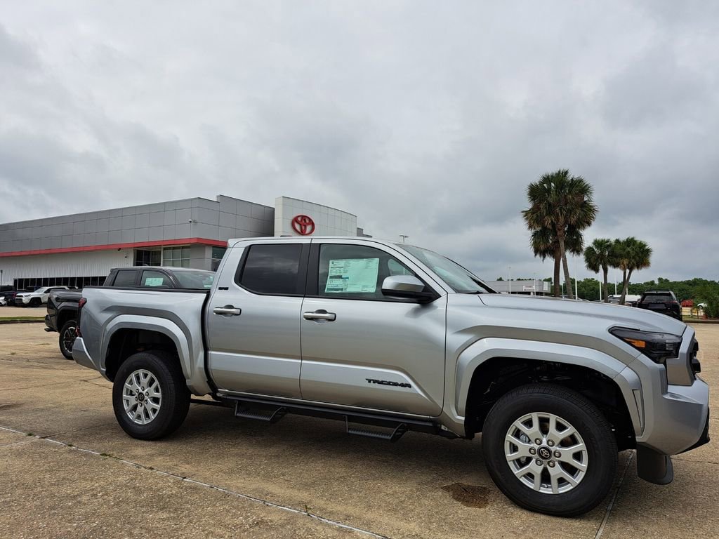 New 2026 Toyota Tacoma SR5 AWD/4WD image 3