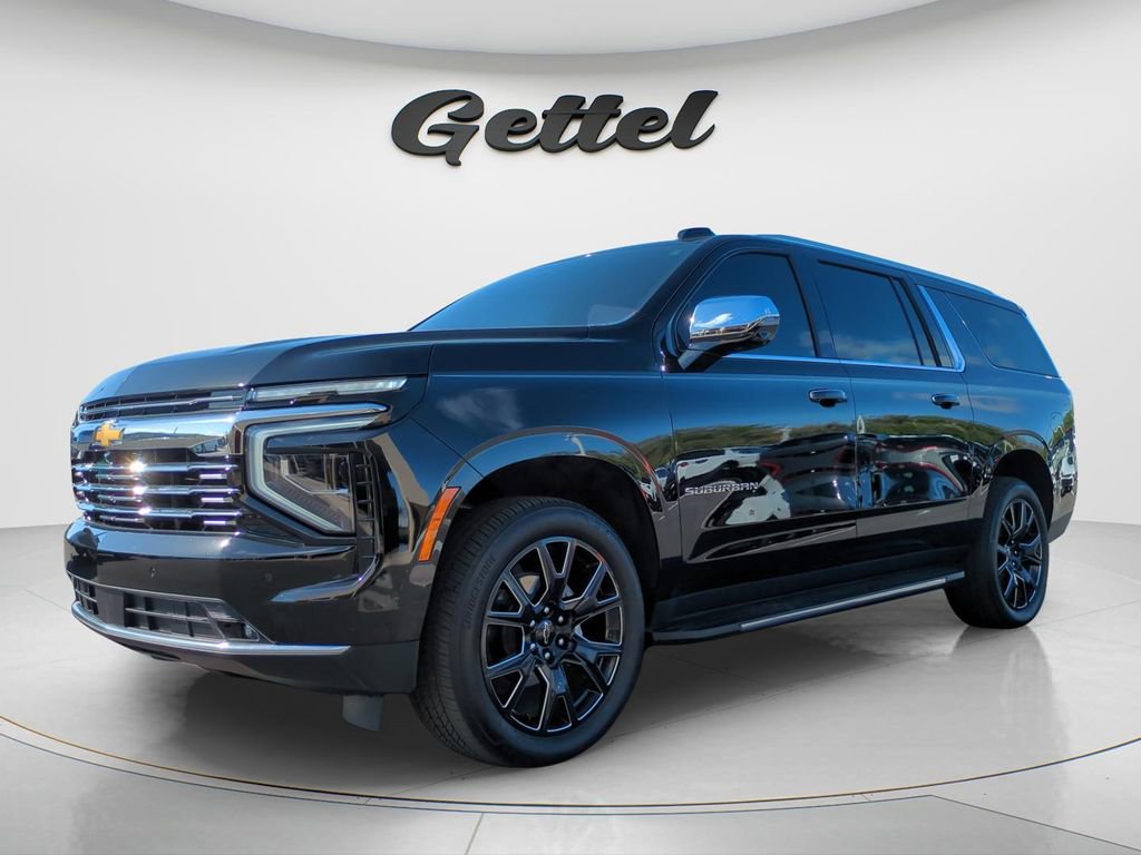 Used 2025 Chevrolet Suburban Premier image 1