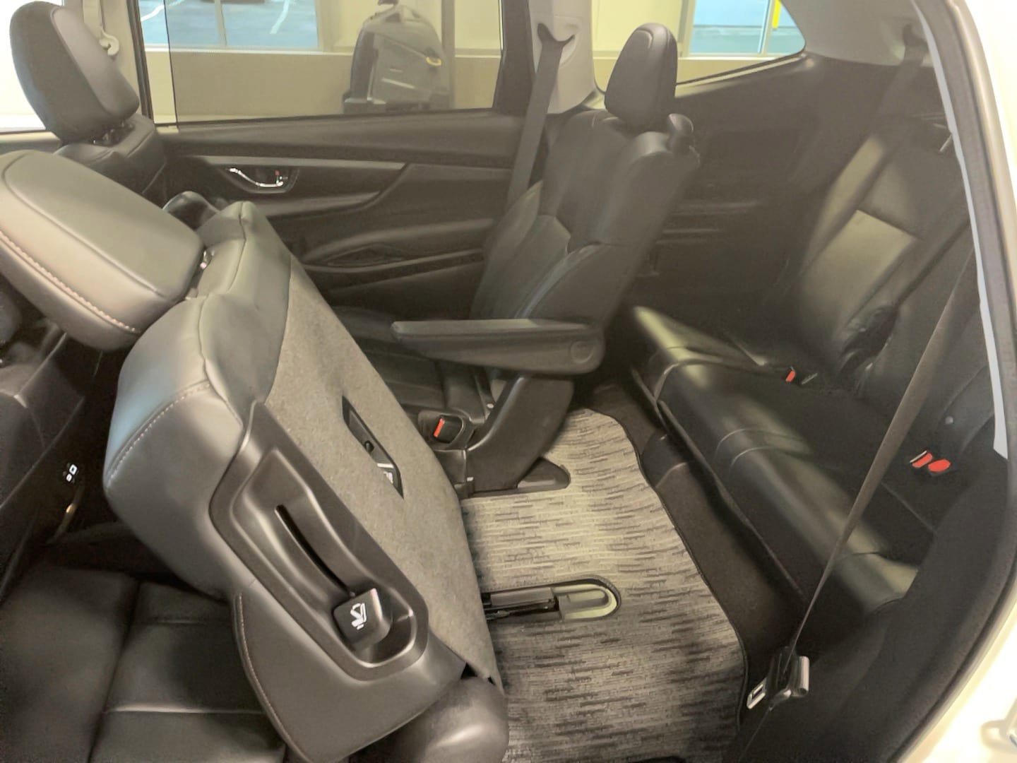 Used 2025 Subaru Ascent Bronze Edition image 24